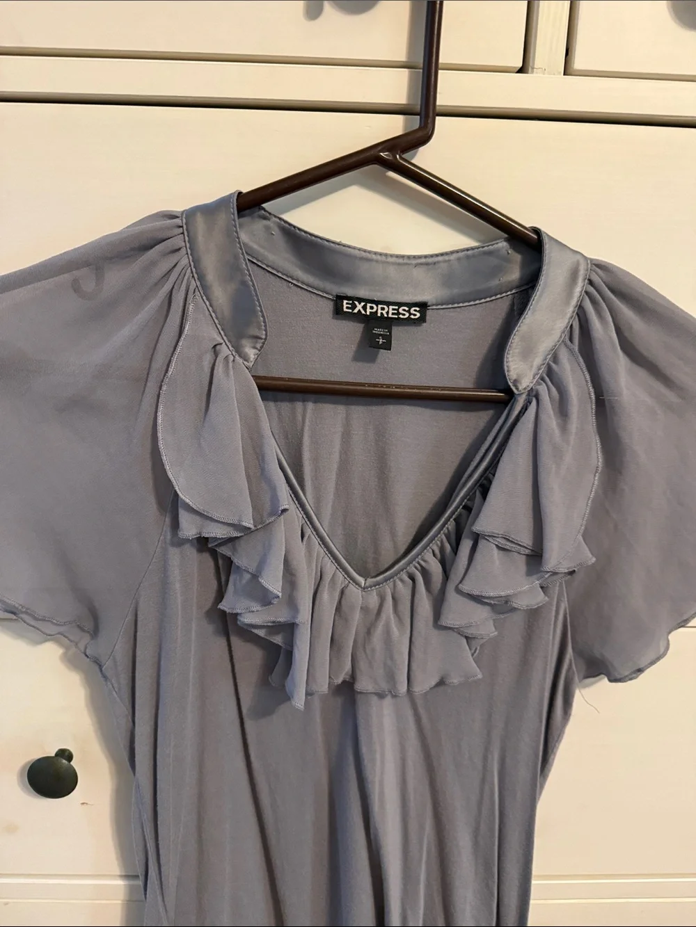 Express Light Gray Ruffle V-Neck Blouse - Picture 3 of 7